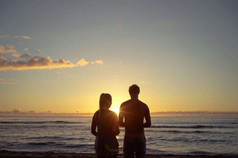 Making meaningful relationships on the internet is a huge problem: therapist
