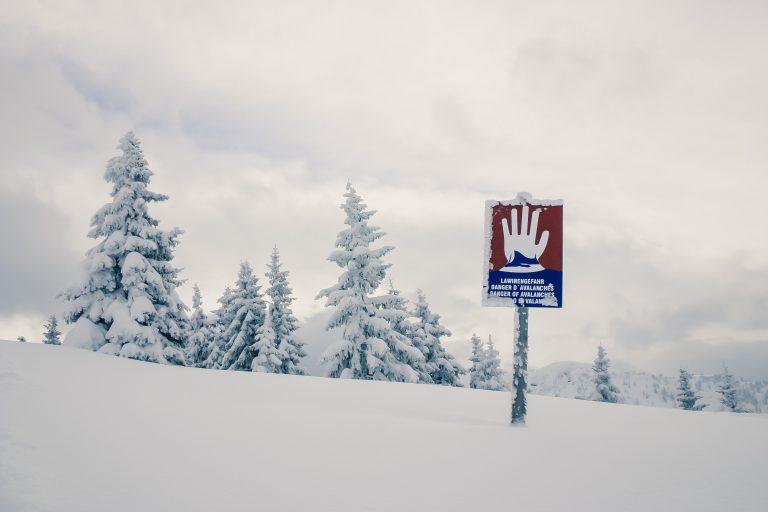 Parks Canada issues avalanche warning for areas of Northern BC