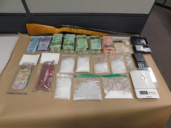 Quesnel RCMP seize drugs, cash relating to drug trafficking operation