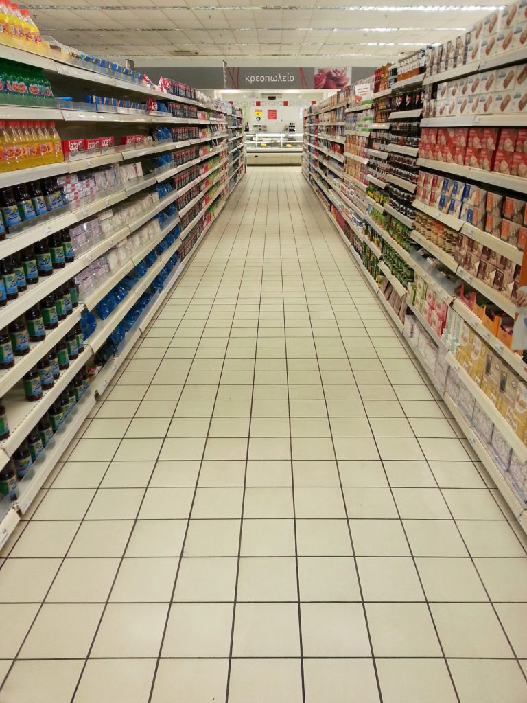 Man finds convenience store unlocked and chooses path of honesty