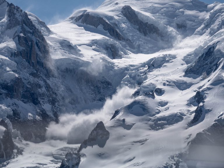 Wells Gray Search and Rescue help save three snowmobilers from Blue River area avalanche