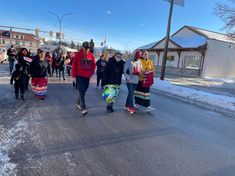Saskachewan Indigenous woman walking across Canada to honour MMIWG walks along Highway of Tears