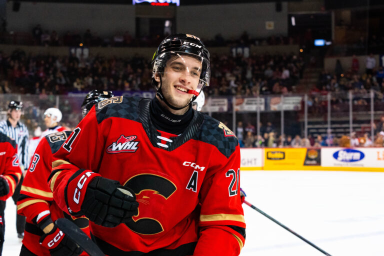 Detroit Red Wings sign Ondrej Becher to entry-level deal